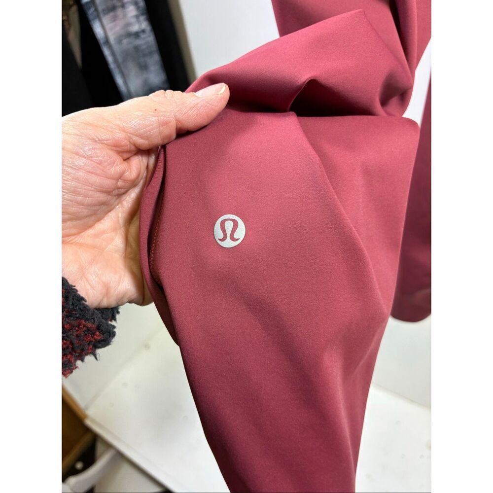Lululemon High Rise Leggings in Maroon Size 20 - Picture 6 of 8